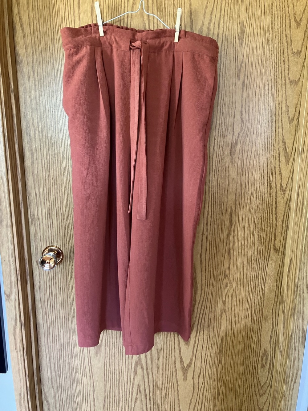 DR2 Cropped Tie-Waist Pants in Rusty Terracotta